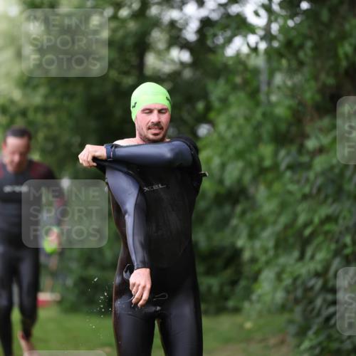 15.06.2025 - 7 Türme Triathlon Michael Strokosch http://msf.ph/oto/7966863 15.06.2025 12:21:12 Schwimmen 434, 515, 568, 592, 597, 625, 626, 665, 674 meine-sportfotos.de