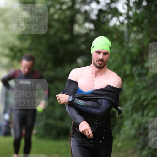 15.06.2025 - 7 Türme Triathlon Michael Strokosch http://msf.ph/oto/7966875 15.06.2025 12:21:13 Schwimmen 434, 515, 568, 592, 625, 626, 665, 674 meine-sportfotos.de