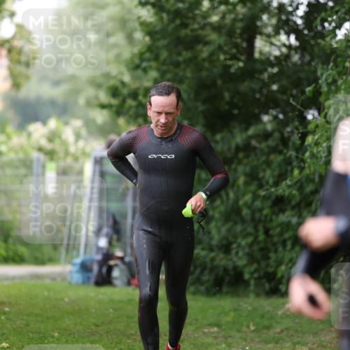 15.06.2025 - 7 Türme Triathlon Michael Strokosch http://msf.ph/oto/7966882 15.06.2025 12:21:13 Schwimmen 434, 515, 568, 592, 625, 626, 665, 674 meine-sportfotos.de