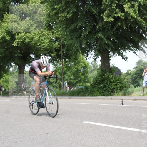 15.06.2025 - 7 Türme Triathlon Yannick Fuchs http://msf.ph/oto/7966891 15.06.2025 13:21:02 Radfahren  meine-sportfotos.de