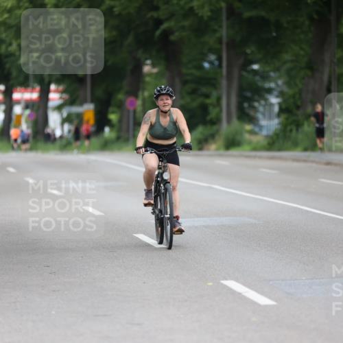 15.06.2025 - 7 Türme Triathlon Yannick Fuchs http://msf.ph/oto/7966895 15.06.2025 14:10:16 Radfahren  meine-sportfotos.de