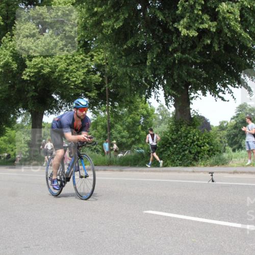 15.06.2025 - 7 Türme Triathlon Yannick Fuchs http://msf.ph/oto/7966921 15.06.2025 13:21:18 Radfahren  meine-sportfotos.de