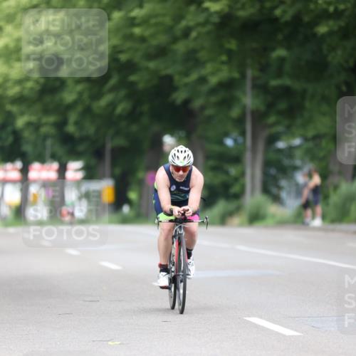 15.06.2025 - 7 Türme Triathlon Yannick Fuchs http://msf.ph/oto/7966927 15.06.2025 11:19:36 Radfahren 282, 321 meine-sportfotos.de