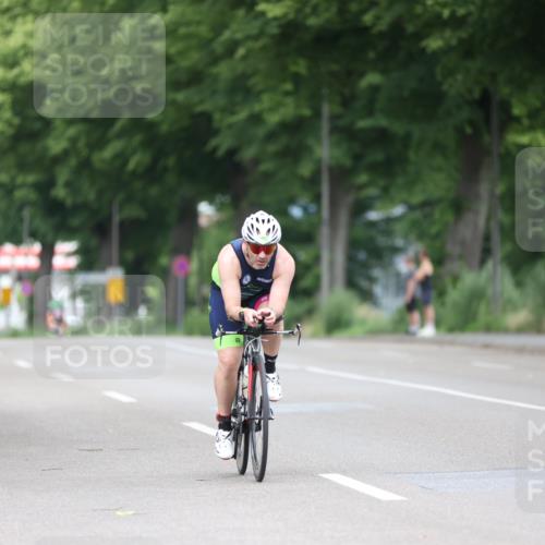 15.06.2025 - 7 Türme Triathlon Yannick Fuchs http://msf.ph/oto/7966934 15.06.2025 11:19:36 Radfahren 282, 321 meine-sportfotos.de
