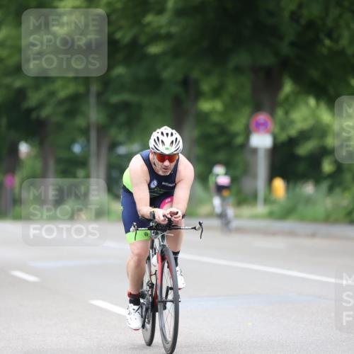 15.06.2025 - 7 Türme Triathlon Yannick Fuchs http://msf.ph/oto/7966938 15.06.2025 11:19:36 Radfahren 282, 321 meine-sportfotos.de