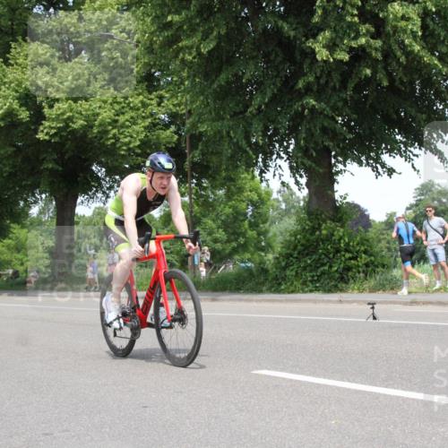 15.06.2025 - 7 Türme Triathlon Yannick Fuchs http://msf.ph/oto/7966949 15.06.2025 13:21:39 Radfahren  meine-sportfotos.de