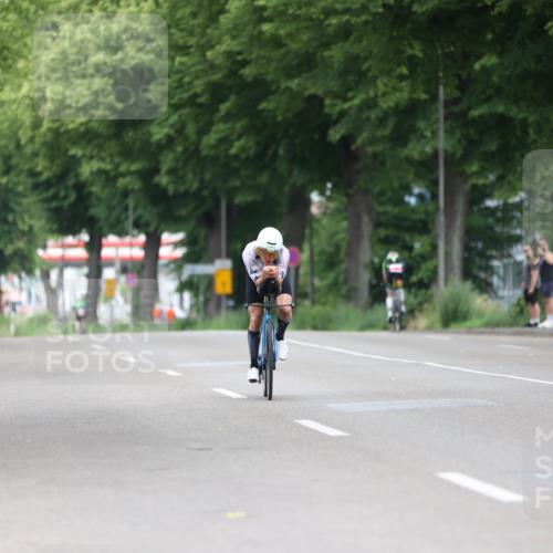 15.06.2025 - 7 Türme Triathlon Yannick Fuchs http://msf.ph/oto/7966963 15.06.2025 11:19:41 Radfahren 282, 321 meine-sportfotos.de