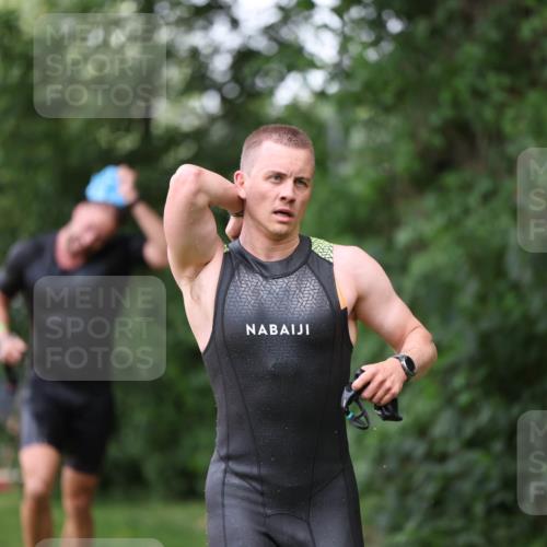 15.06.2025 - 7 Türme Triathlon Michael Strokosch http://msf.ph/oto/7966993 15.06.2025 12:21:27 Schwimmen 390, 492, 515, 534, 626, 665, 674, 680 meine-sportfotos.de