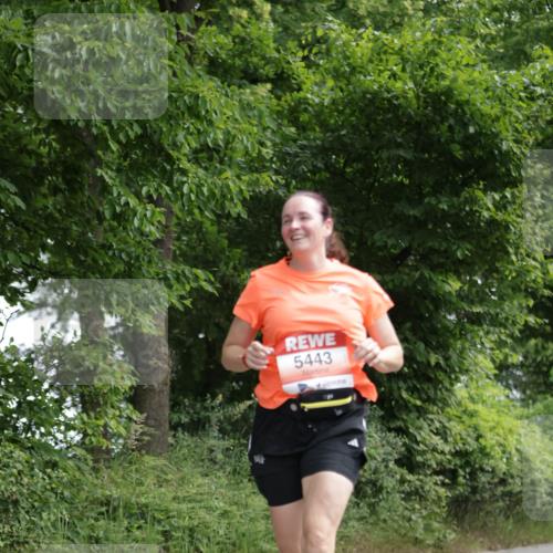 15.06.2025 - REWE Women's Run Jannik Wohlers http://msf.ph/oto/7967001 15.06.2025 10:02:02 Laufen 5443 meine-sportfotos.de