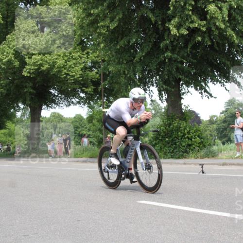 15.06.2025 - 7 Türme Triathlon Yannick Fuchs http://msf.ph/oto/7967019 15.06.2025 13:22:20 Radfahren  meine-sportfotos.de