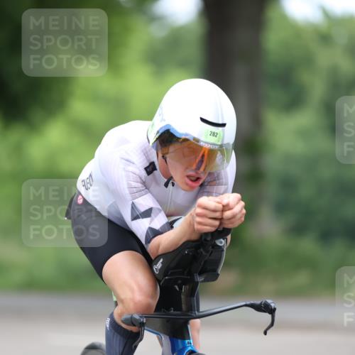 15.06.2025 - 7 Türme Triathlon Yannick Fuchs http://msf.ph/oto/7967022 15.06.2025 11:19:43 Radfahren 282 meine-sportfotos.de