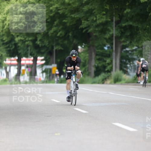 15.06.2025 - 7 Türme Triathlon Yannick Fuchs http://msf.ph/oto/7967044 15.06.2025 11:19:46 Radfahren 282 meine-sportfotos.de