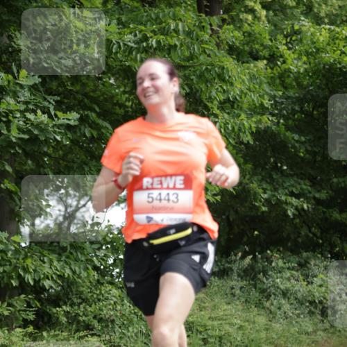 15.06.2025 - REWE Women's Run Jannik Wohlers http://msf.ph/oto/7967048 15.06.2025 10:02:02 Laufen 5443 meine-sportfotos.de