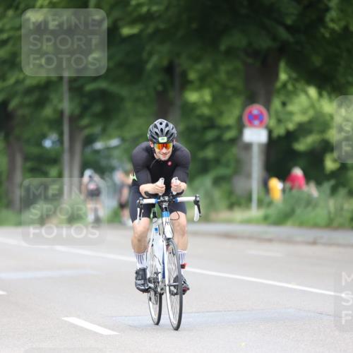 15.06.2025 - 7 Türme Triathlon Yannick Fuchs http://msf.ph/oto/7967067 15.06.2025 11:19:47 Radfahren  meine-sportfotos.de