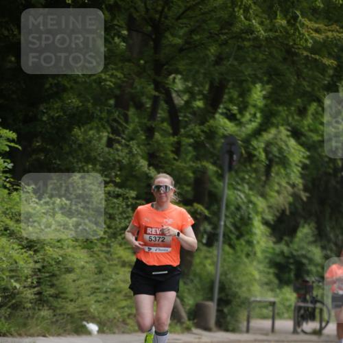 15.06.2025 - REWE Women's Run Jannik Wohlers http://msf.ph/oto/7967070 15.06.2025 10:02:11 Laufen 5372 meine-sportfotos.de