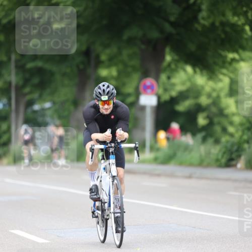 15.06.2025 - 7 Türme Triathlon Yannick Fuchs http://msf.ph/oto/7967072 15.06.2025 11:19:47 Radfahren  meine-sportfotos.de
