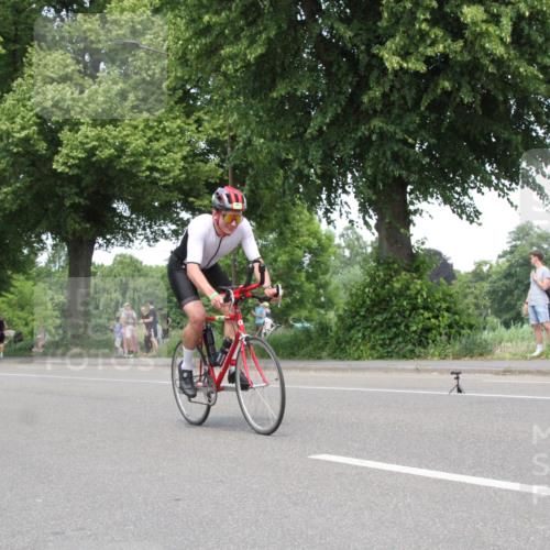 15.06.2025 - 7 Türme Triathlon Yannick Fuchs http://msf.ph/oto/7967079 15.06.2025 13:23:04 Radfahren  meine-sportfotos.de