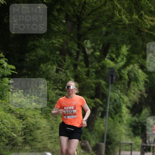 15.06.2025 - REWE Women's Run Jannik Wohlers http://msf.ph/oto/7967085 15.06.2025 10:02:11 Laufen 5372 meine-sportfotos.de