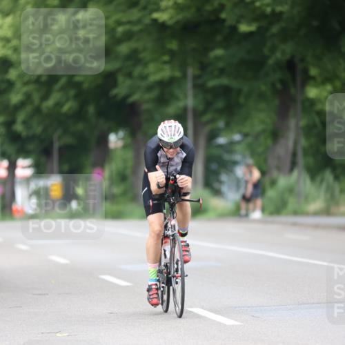 15.06.2025 - 7 Türme Triathlon Yannick Fuchs http://msf.ph/oto/7967129 15.06.2025 11:20:06 Radfahren 305 meine-sportfotos.de