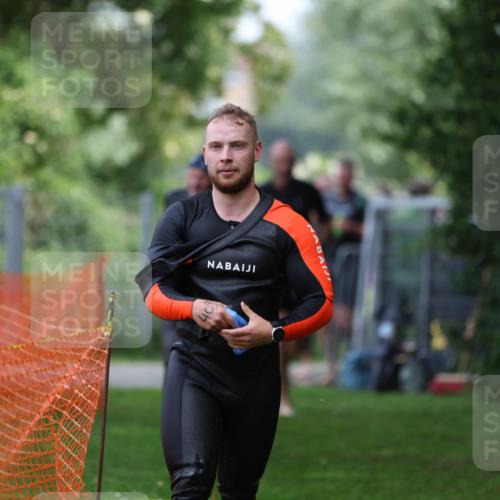 15.06.2025 - 7 Türme Triathlon Michael Strokosch http://msf.ph/oto/7967154 15.06.2025 12:21:37 Schwimmen 360, 386, 390, 409, 492, 515, 534, 577, 578, 626, 664, 665, 680 meine-sportfotos.de