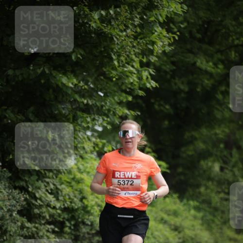 15.06.2025 - REWE Women's Run Jannik Wohlers http://msf.ph/oto/7967164 15.06.2025 10:02:14 Laufen 5372 meine-sportfotos.de