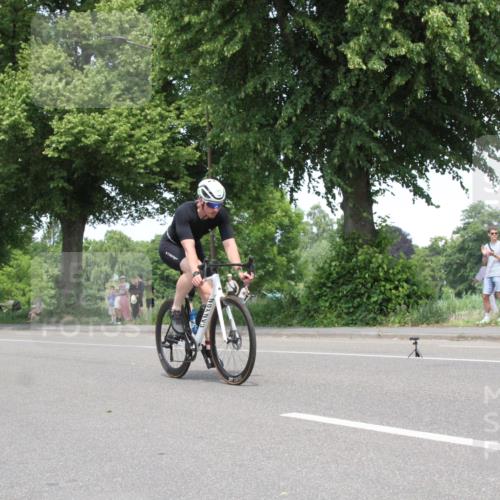 15.06.2025 - 7 Türme Triathlon Yannick Fuchs http://msf.ph/oto/7967171 15.06.2025 13:24:12 Radfahren  meine-sportfotos.de