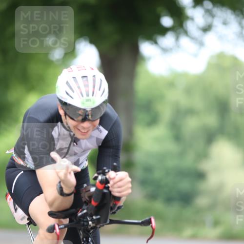 15.06.2025 - 7 Türme Triathlon Yannick Fuchs http://msf.ph/oto/7967179 15.06.2025 11:20:08 Radfahren 305 meine-sportfotos.de