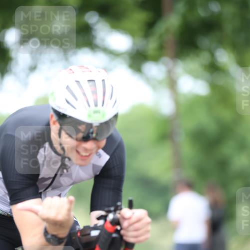 15.06.2025 - 7 Türme Triathlon Yannick Fuchs http://msf.ph/oto/7967184 15.06.2025 11:20:08 Radfahren 305 meine-sportfotos.de