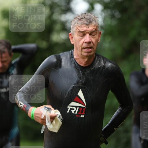 15.06.2025 - 7 Türme Triathlon Michael Strokosch http://msf.ph/oto/7967186 15.06.2025 12:21:45 Schwimmen 360, 386, 390, 409, 492, 534, 577, 578, 596, 623, 641, 664, 680 meine-sportfotos.de