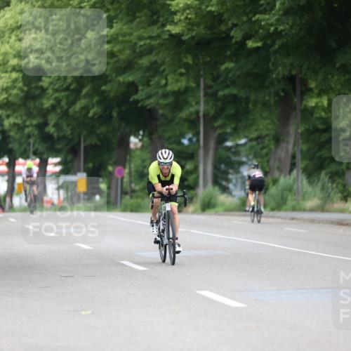 15.06.2025 - 7 Türme Triathlon Yannick Fuchs http://msf.ph/oto/7967204 15.06.2025 11:20:29 Radfahren 320 meine-sportfotos.de