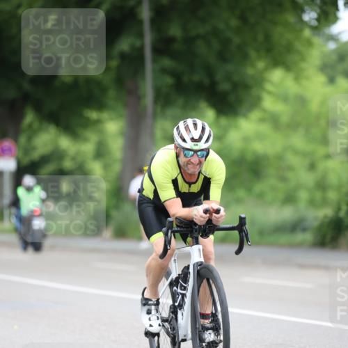 15.06.2025 - 7 Türme Triathlon Yannick Fuchs http://msf.ph/oto/7967223 15.06.2025 11:20:31 Radfahren 320 meine-sportfotos.de