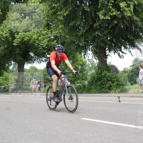 15.06.2025 - 7 Türme Triathlon Yannick Fuchs http://msf.ph/oto/7967226 15.06.2025 13:24:38 Radfahren  meine-sportfotos.de