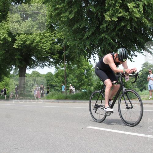 15.06.2025 - 7 Türme Triathlon Yannick Fuchs http://msf.ph/oto/7967240 15.06.2025 13:24:47 Radfahren  meine-sportfotos.de