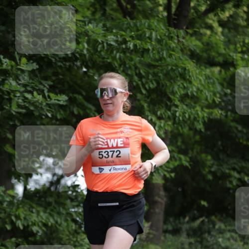 15.06.2025 - REWE Women's Run Jannik Wohlers http://msf.ph/oto/7967265 15.06.2025 10:02:16 Laufen 5372 meine-sportfotos.de
