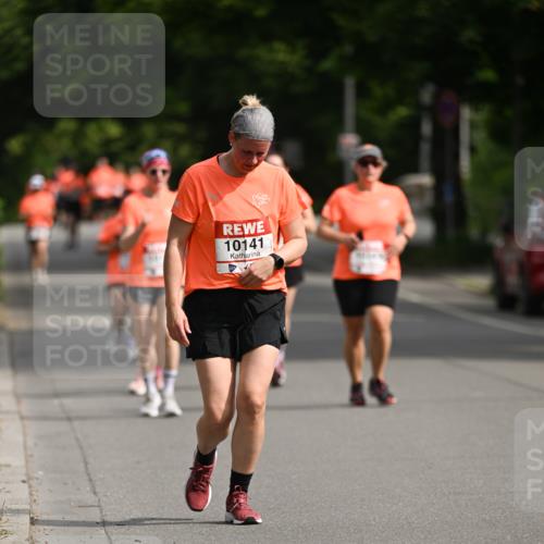 15.06.2025 - REWE Women's Run Dr. Thomas Lammeyer http://msf.ph/oto/7967280 15.06.2025 09:54:55 Laufen 10141 meine-sportfotos.de