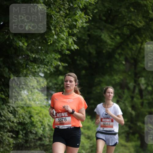 15.06.2025 - REWE Women's Run Jannik Wohlers http://msf.ph/oto/7967295 15.06.2025 10:02:20 Laufen 5576, 5082 meine-sportfotos.de