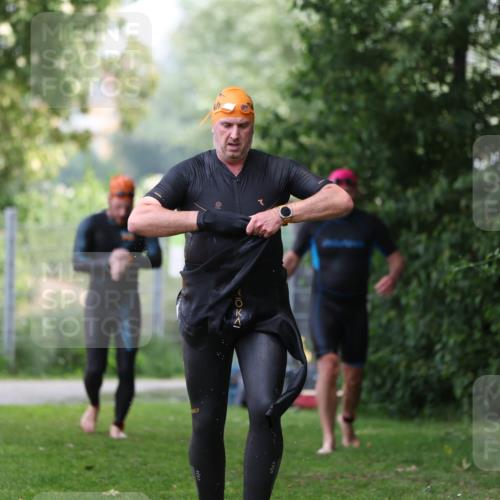 15.06.2025 - 7 Türme Triathlon Michael Strokosch http://msf.ph/oto/7967308 15.06.2025 12:22:00 Schwimmen 360, 386, 402, 409, 454, 473, 577, 578, 586, 596, 623, 641 meine-sportfotos.de