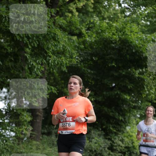 15.06.2025 - REWE Women's Run Jannik Wohlers http://msf.ph/oto/7967336 15.06.2025 10:02:22 Laufen 5576 meine-sportfotos.de