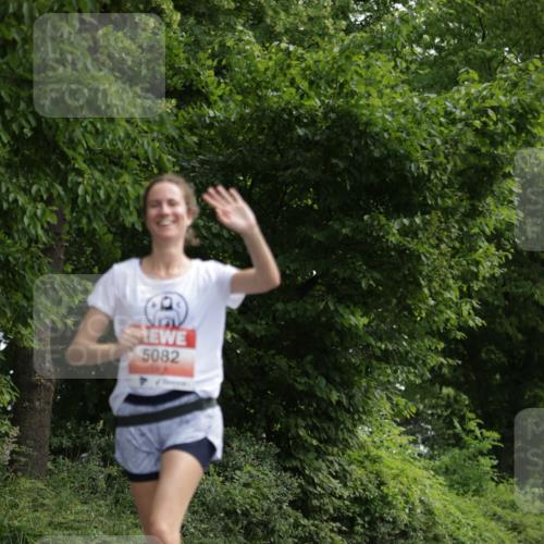 15.06.2025 - REWE Women's Run Jannik Wohlers http://msf.ph/oto/7967350 15.06.2025 10:02:23 Laufen 5082 meine-sportfotos.de