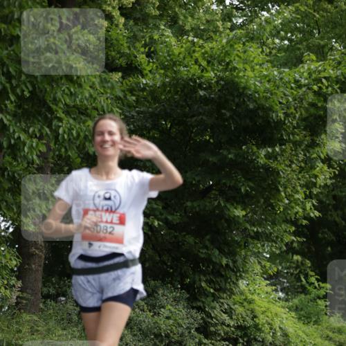 15.06.2025 - REWE Women's Run Jannik Wohlers http://msf.ph/oto/7967353 15.06.2025 10:02:23 Laufen 3082 meine-sportfotos.de