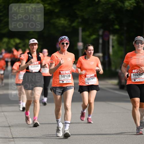 15.06.2025 - REWE Women's Run Dr. Thomas Lammeyer http://msf.ph/oto/7967363 15.06.2025 09:54:58 Laufen 10554, 10128, 10765, 10247 meine-sportfotos.de