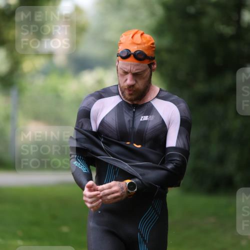 15.06.2025 - 7 Türme Triathlon Michael Strokosch http://msf.ph/oto/7967373 15.06.2025 12:22:08 Schwimmen 402, 454, 473, 586, 596, 623, 624, 641 meine-sportfotos.de