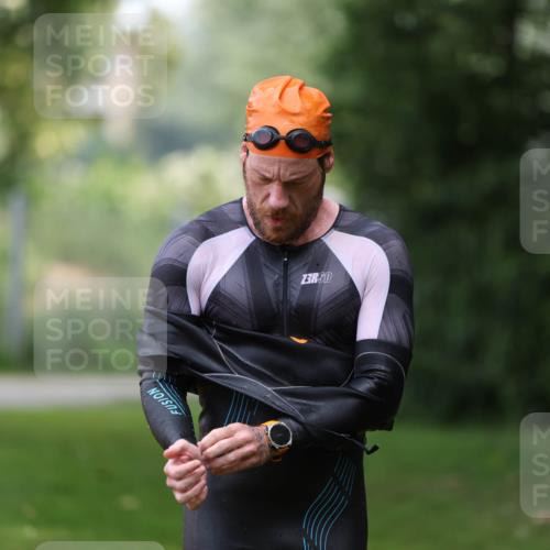 15.06.2025 - 7 Türme Triathlon Michael Strokosch http://msf.ph/oto/7967376 15.06.2025 12:22:08 Schwimmen 402, 454, 473, 586, 596, 623, 624, 641 meine-sportfotos.de