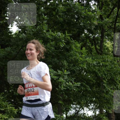 15.06.2025 - REWE Women's Run Jannik Wohlers http://msf.ph/oto/7967402 15.06.2025 10:02:24 Laufen 5082 meine-sportfotos.de