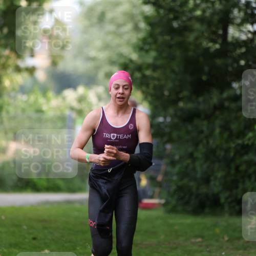 15.06.2025 - 7 Türme Triathlon Michael Strokosch http://msf.ph/oto/7967416 15.06.2025 12:22:22 Schwimmen 402, 461, 473, 586, 624 meine-sportfotos.de