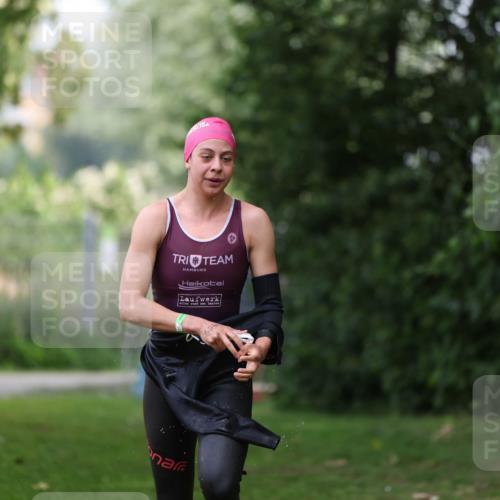15.06.2025 - 7 Türme Triathlon Michael Strokosch http://msf.ph/oto/7967422 15.06.2025 12:22:22 Schwimmen 402, 461, 473, 586, 624 meine-sportfotos.de