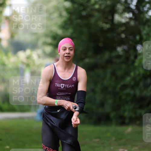 15.06.2025 - 7 Türme Triathlon Michael Strokosch http://msf.ph/oto/7967425 15.06.2025 12:22:23 Schwimmen 402, 461, 473, 586, 624, 647 meine-sportfotos.de