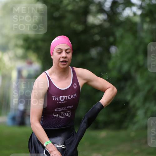 15.06.2025 - 7 Türme Triathlon Michael Strokosch http://msf.ph/oto/7967435 15.06.2025 12:22:23 Schwimmen 402, 461, 473, 586, 624, 647 meine-sportfotos.de