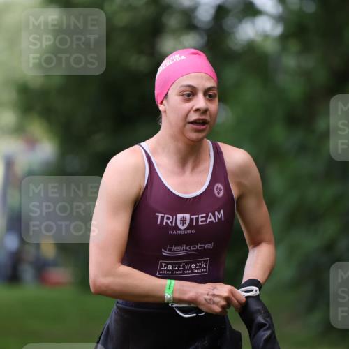 15.06.2025 - 7 Türme Triathlon Michael Strokosch http://msf.ph/oto/7967442 15.06.2025 12:22:24 Schwimmen 402, 461, 473, 624, 647 meine-sportfotos.de