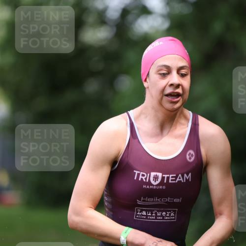 15.06.2025 - 7 Türme Triathlon Michael Strokosch http://msf.ph/oto/7967444 15.06.2025 12:22:24 Schwimmen 402, 461, 473, 624, 647 meine-sportfotos.de
